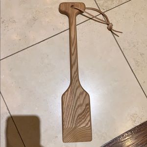 Barbecue shovel wooden